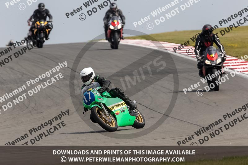 donington no limits trackday;donington park photographs;donington trackday photographs;no limits trackdays;peter wileman photography;trackday digital images;trackday photos